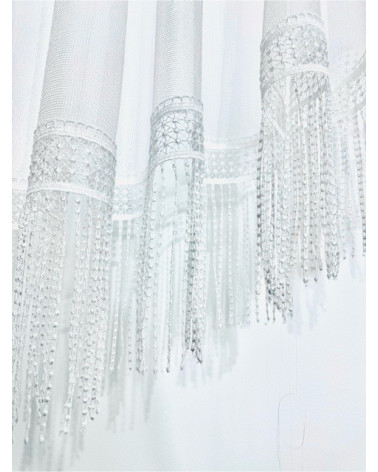 Firana z gipiurowymi frędzlami w łuku 145x550cm