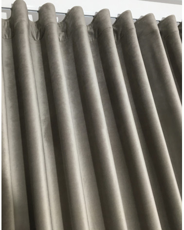 Zasłona gotowa welur 250x150cm