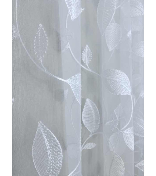 Firana tiulowa z wyraźnym liściastym haftem wys. 120cm